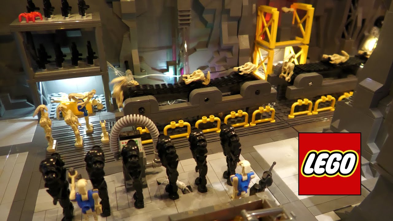 LEGO Star Wars Motorized Droid Factory on Raxus