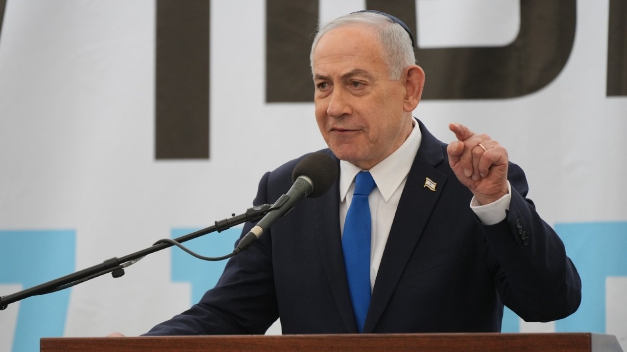 Netanyahu threatens &lsquo;very forceful&rsquo; response to any new Iranian attacks