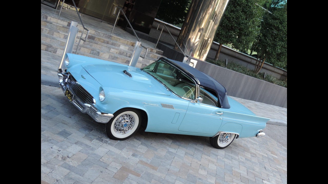 1957 Starmist Blue Thunderbird, Car #660