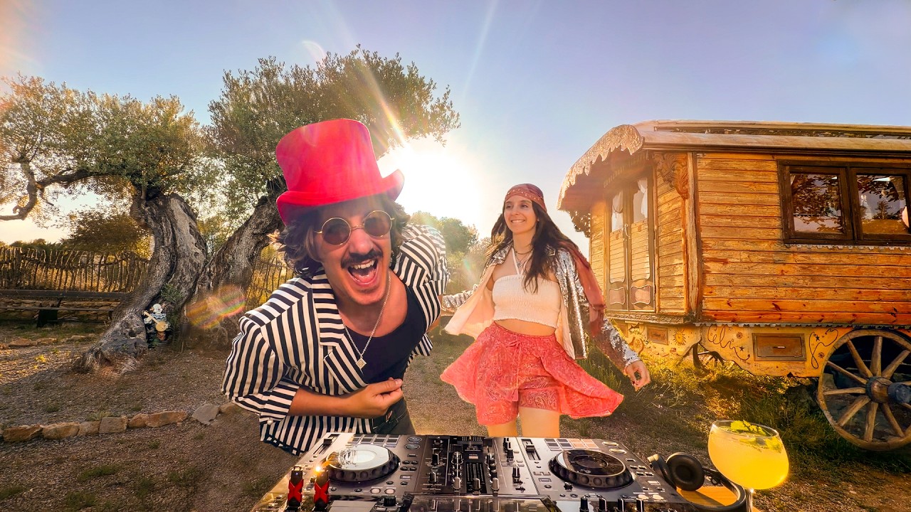 Circus Wagon Deep House Mix - Groovy DJ Set | Outdoor Cooking