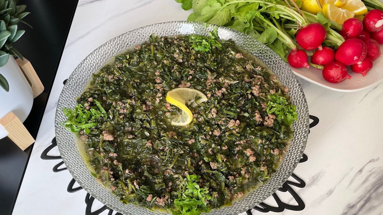 سبانخ باللحمة المفرومة وصفة صحية مع رز ابيض ولا اشهى 