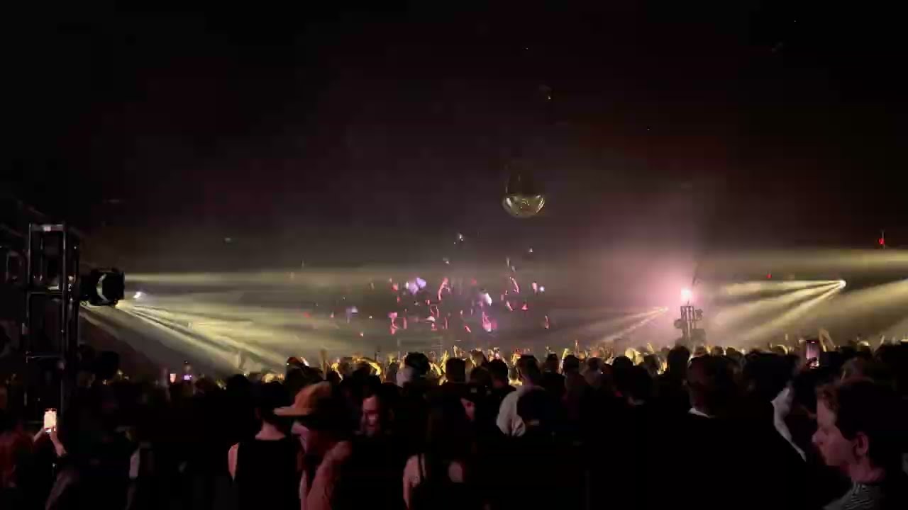 Jamie xx - All You Children (NYC In Waves Tour) [4K, 60FPS]