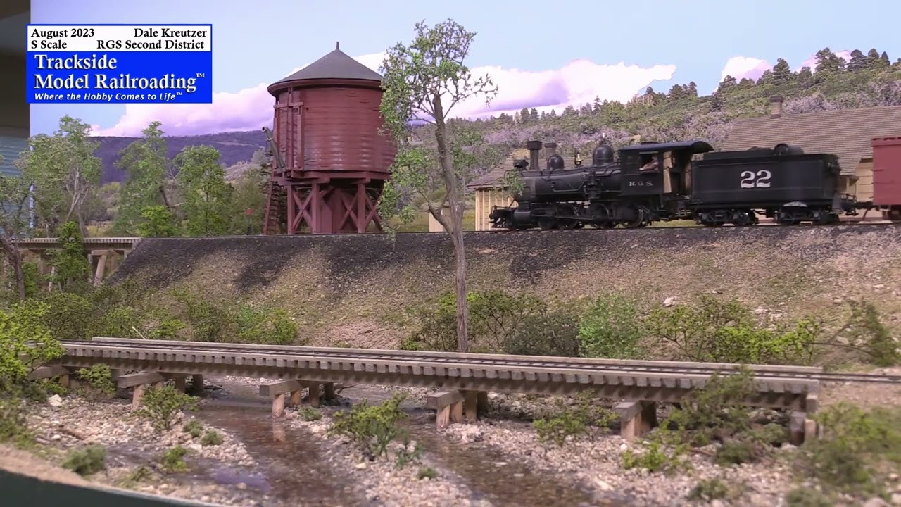 Stepping into Colorado on the RGS 2nd District in Sn3 with with layout owner  Dale Kreutzer.  3 of 3