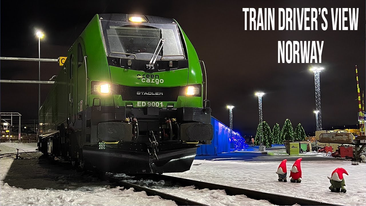 4K CABVIEW: Christmas Freight Train Driver Heading Home for Christmas