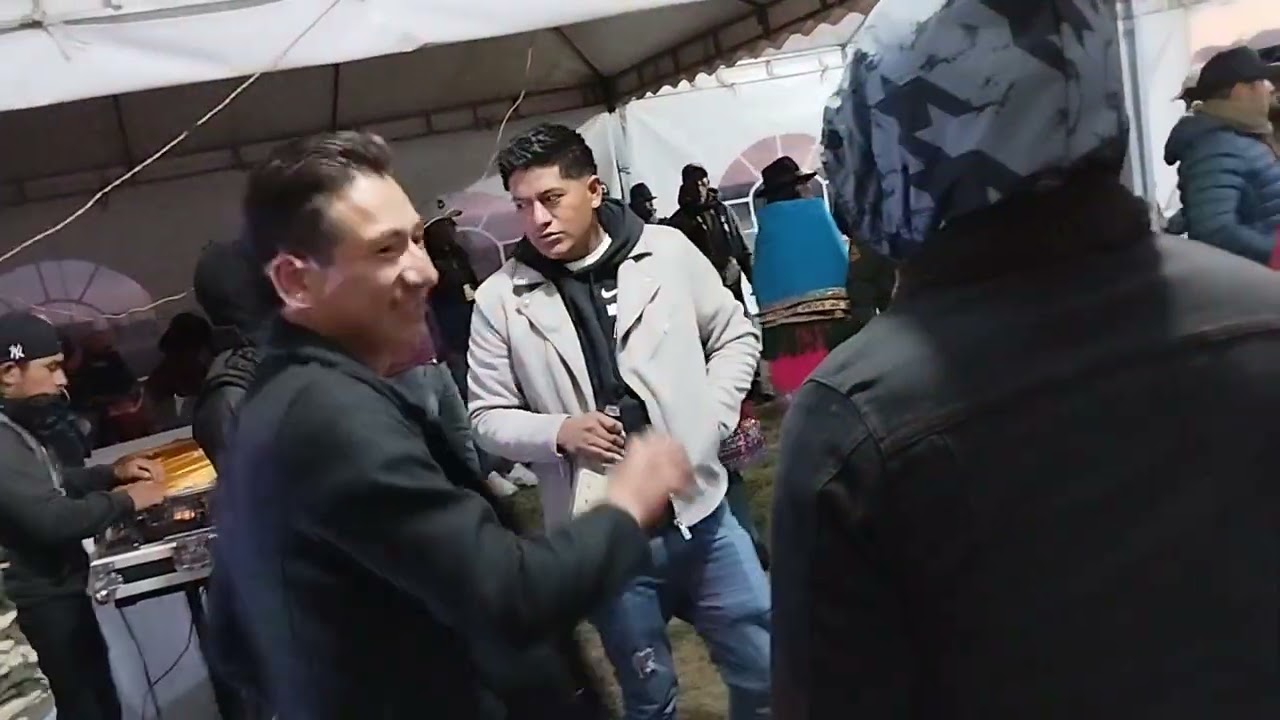 Victor Gahuin El InDiO VoCeRo De AmErIcA en vivo en santa lucía 2023