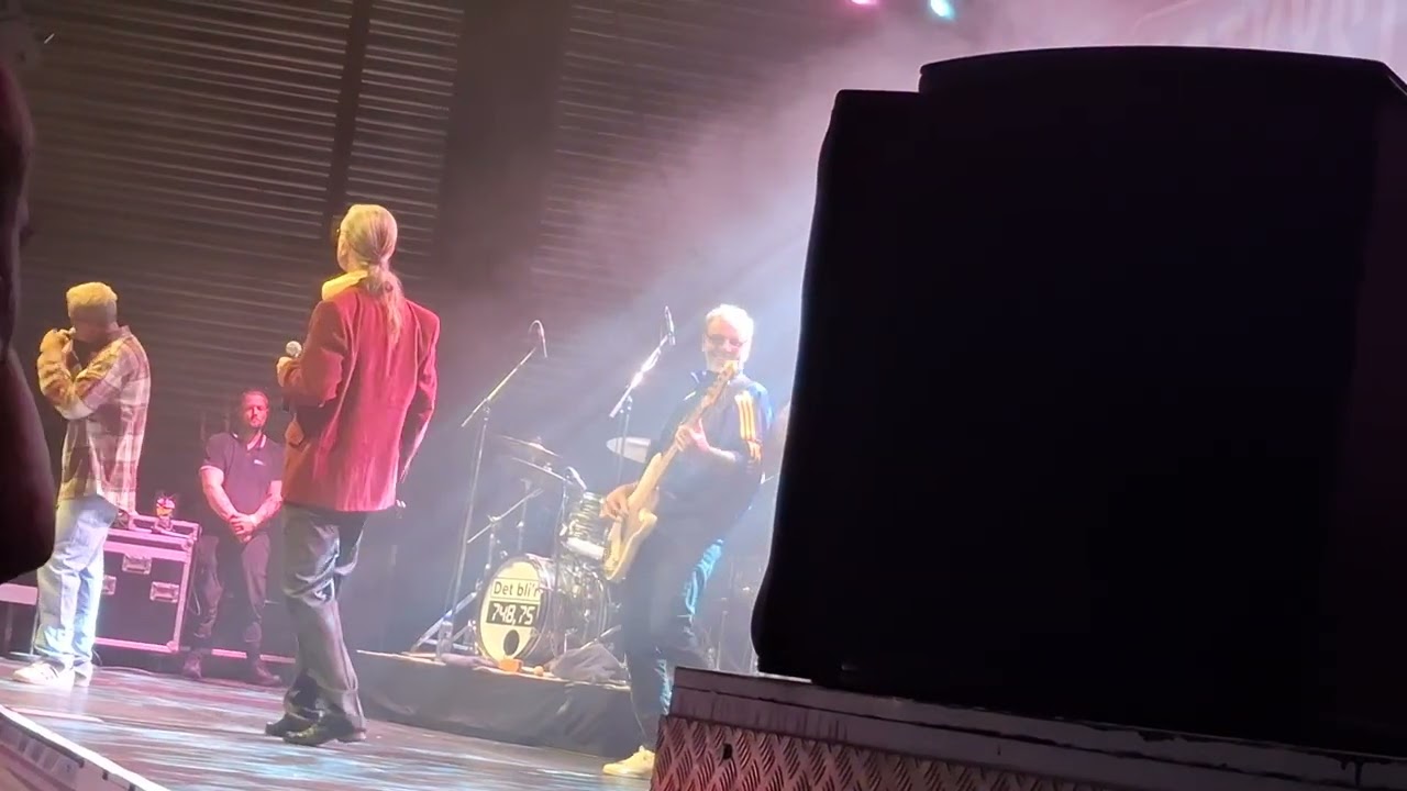 ØSTKYST HUSTLERS - LIVE @OstkystHustlersVEVO #ØSTKYSTHUSTLER 