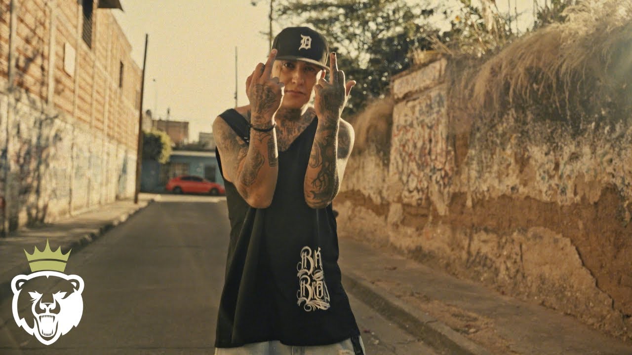 UNEX MSC // MI PLUMA // VIDEO OFICIAL