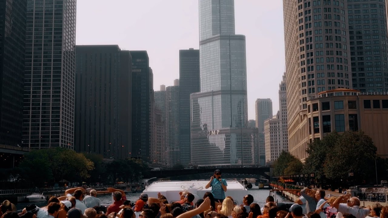 90-Minute Architecture Boat Tour in Chicago, USA