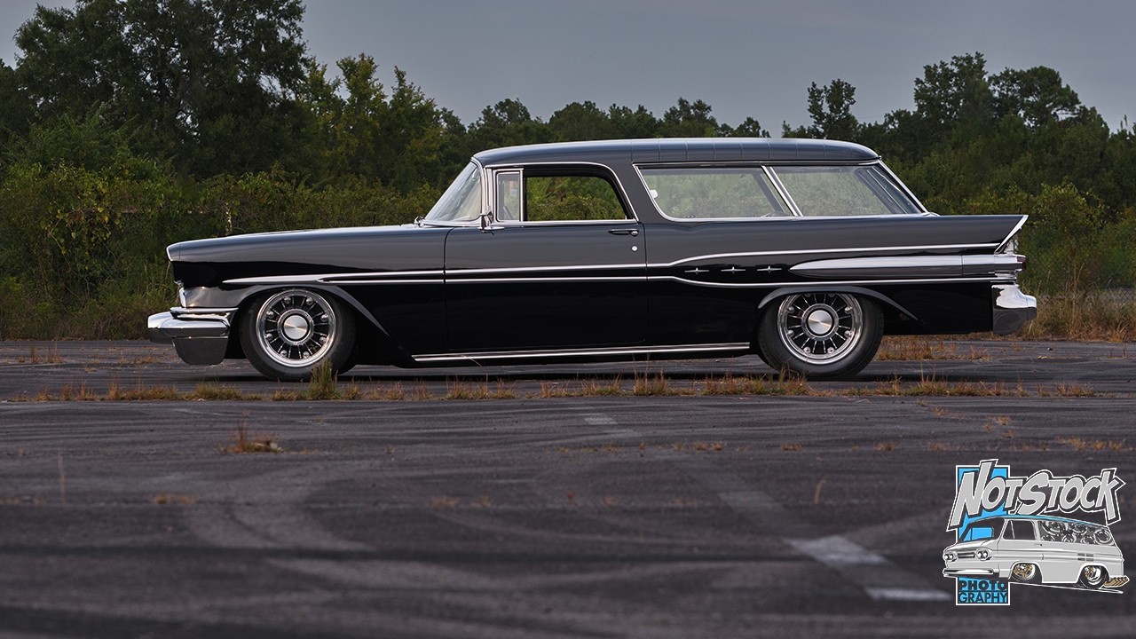 1957 Pontiac Safari - Johnsons Hotrods Builds a Rare Wagon