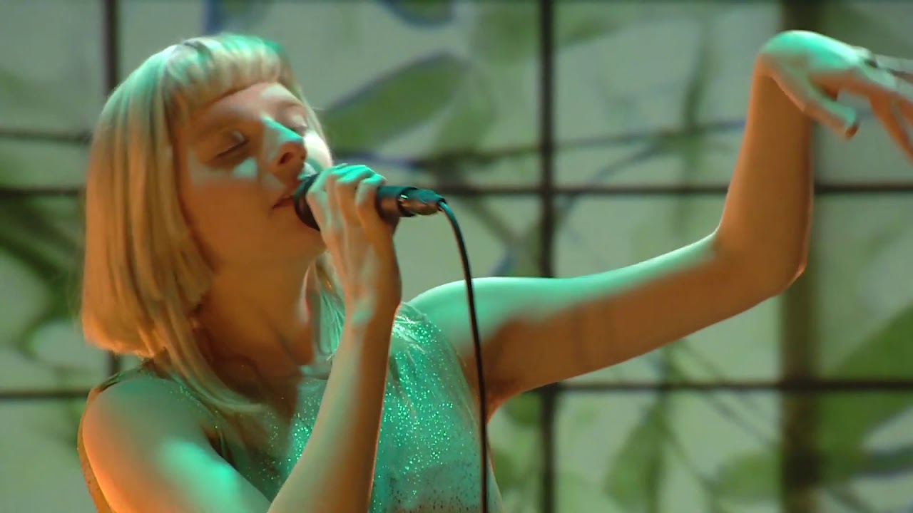 AURORA - Across the Universe [The Beatles Cover] (Verftet Online Music Festival 2020)