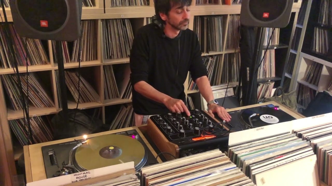 Seawolf Records Easter Monday In-Store Streaming w// Francesco Farfa & Andy Perfetti