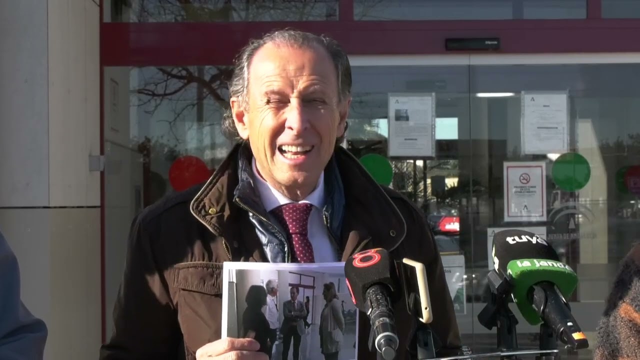 EL ALCALDE DE CHICLANA LAMENTA 