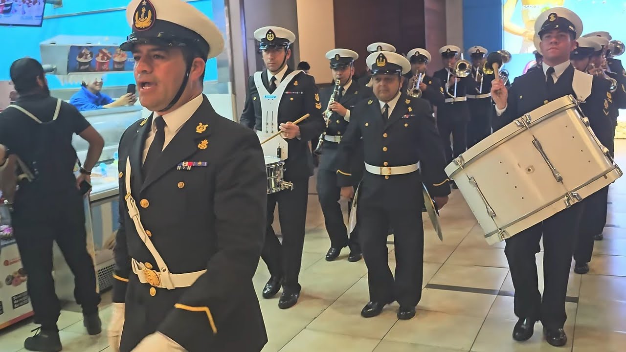 Banda Instrumental APOLINAV - Intervención Mallplaza Oeste Santiago 2025