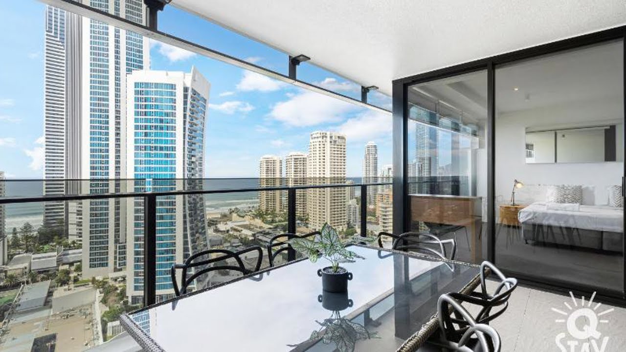 [HotelATG] Review Circle on Cavill - Q Stay