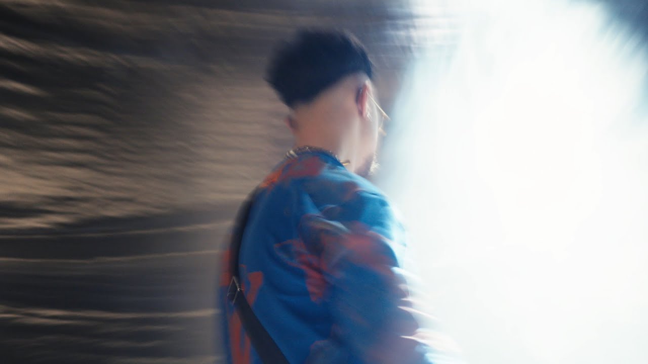 Cagkan - Aklımda Var Para (Official Video)