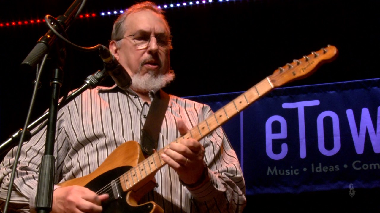 The David Bromberg Quintet - Why Do People Act Like That (eTown webisode #1123)