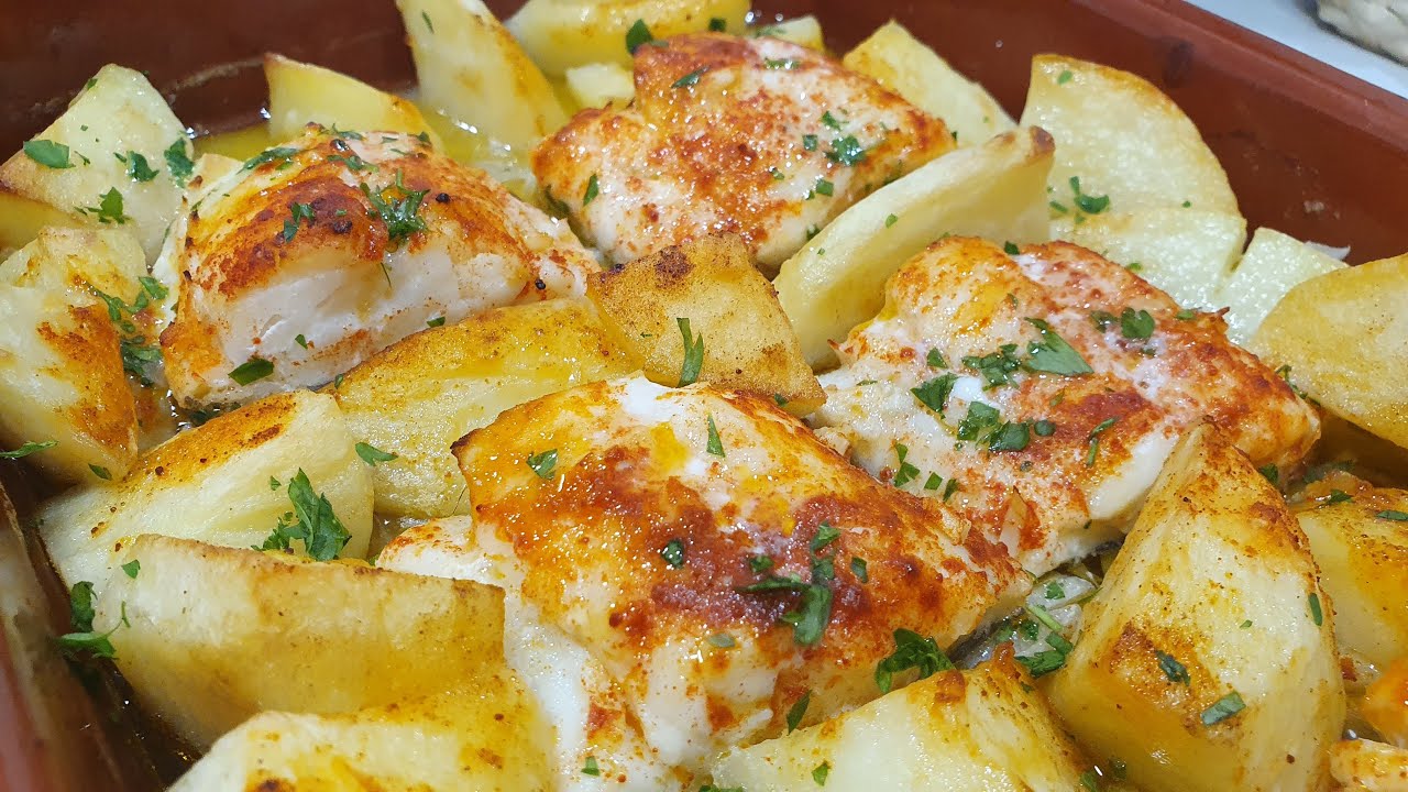 Bacalao marinado al horno con patatas para SEMANA SANTA. Receta portuguesa