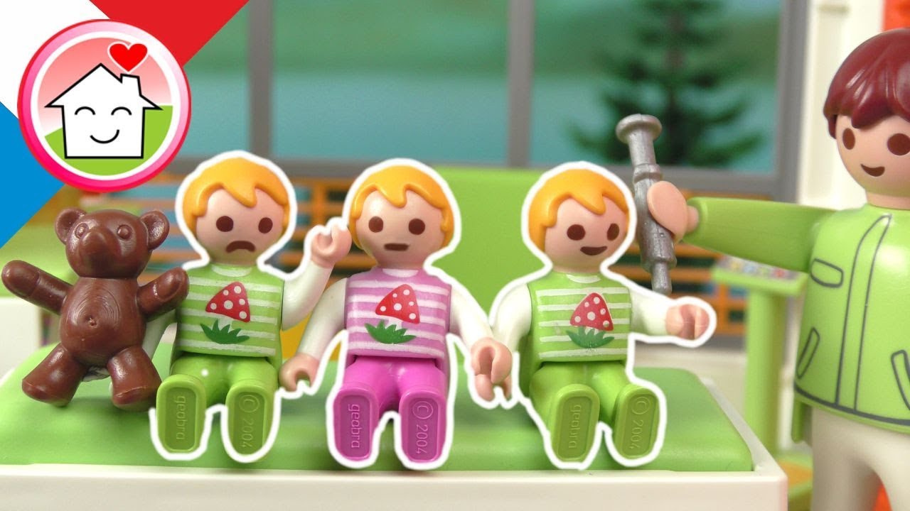 Playmobil en francais Mia,  Paul ,  Alex  et  la vaccination - La famille Hauser