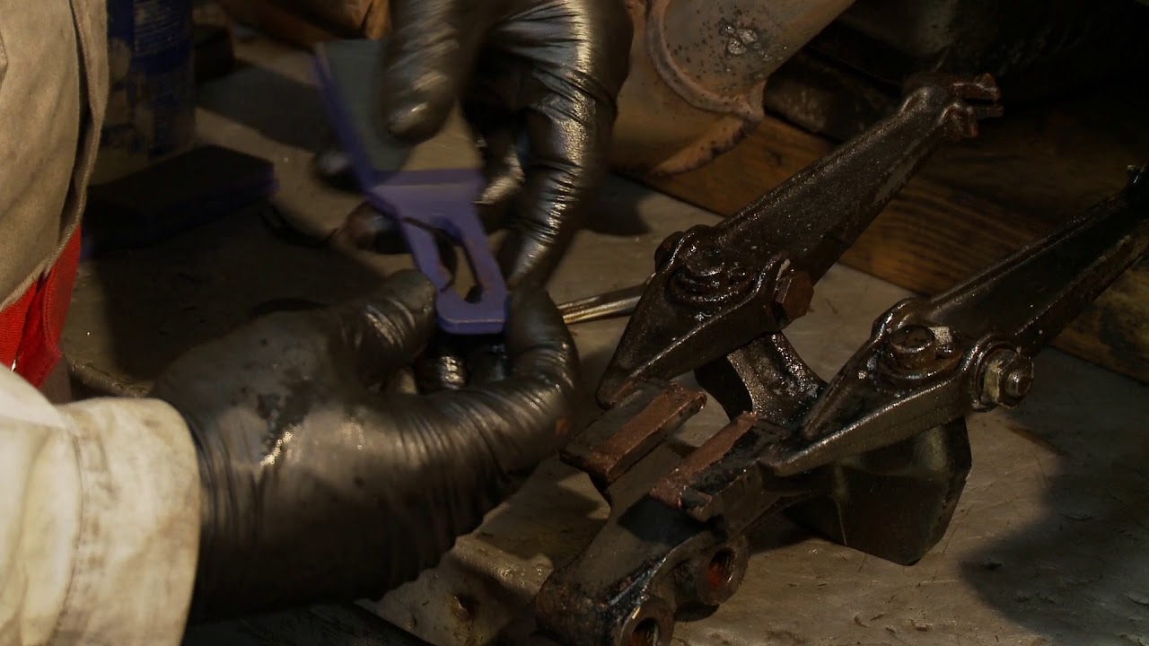 Replacing the parking brake pads