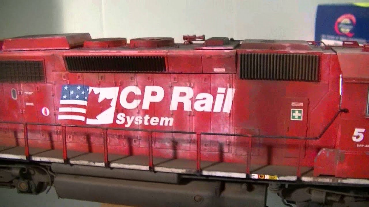 Custom HLCX SD40-2's!  + Bowser GMD SD40-2's!   3-23-16