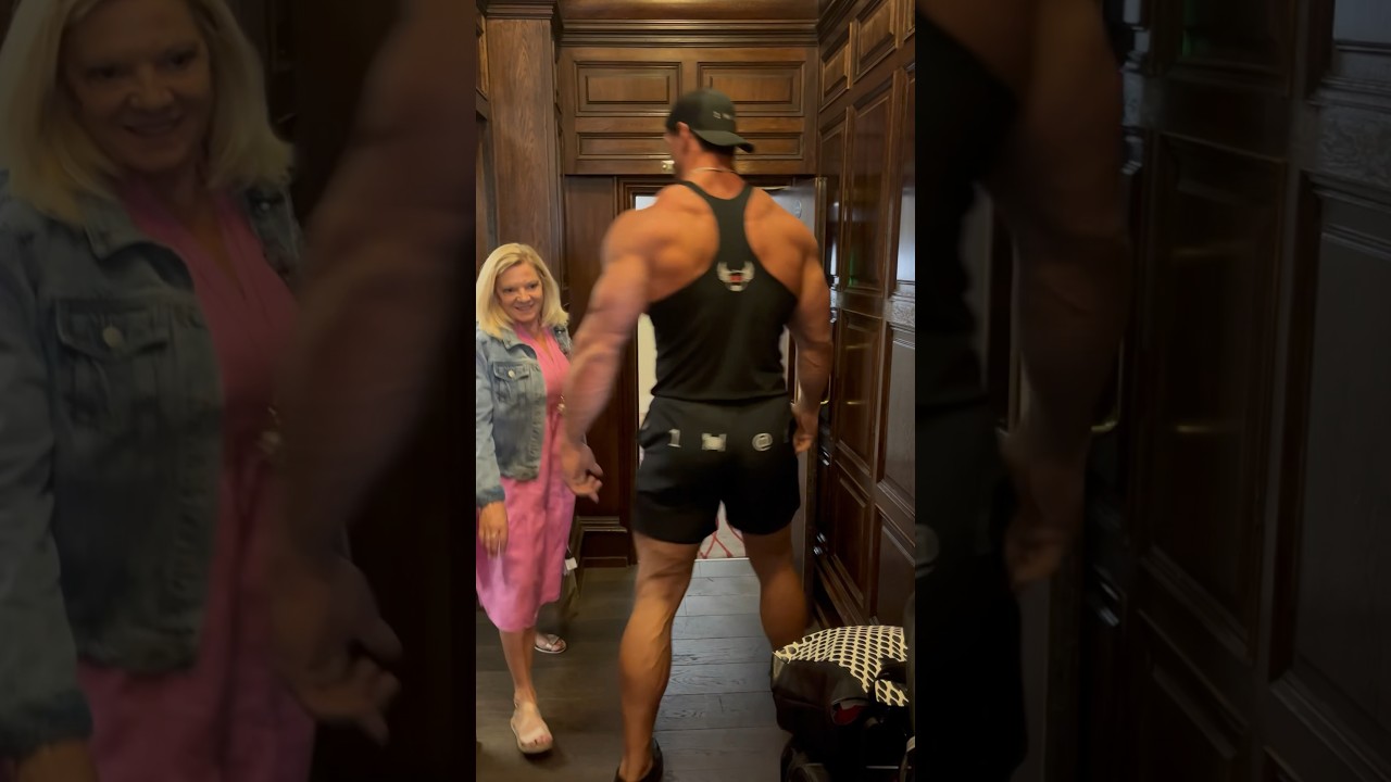 Giant walks through European hotel. #fitness #bodybuildingnation #bodybuilding #bodybuilders #giant