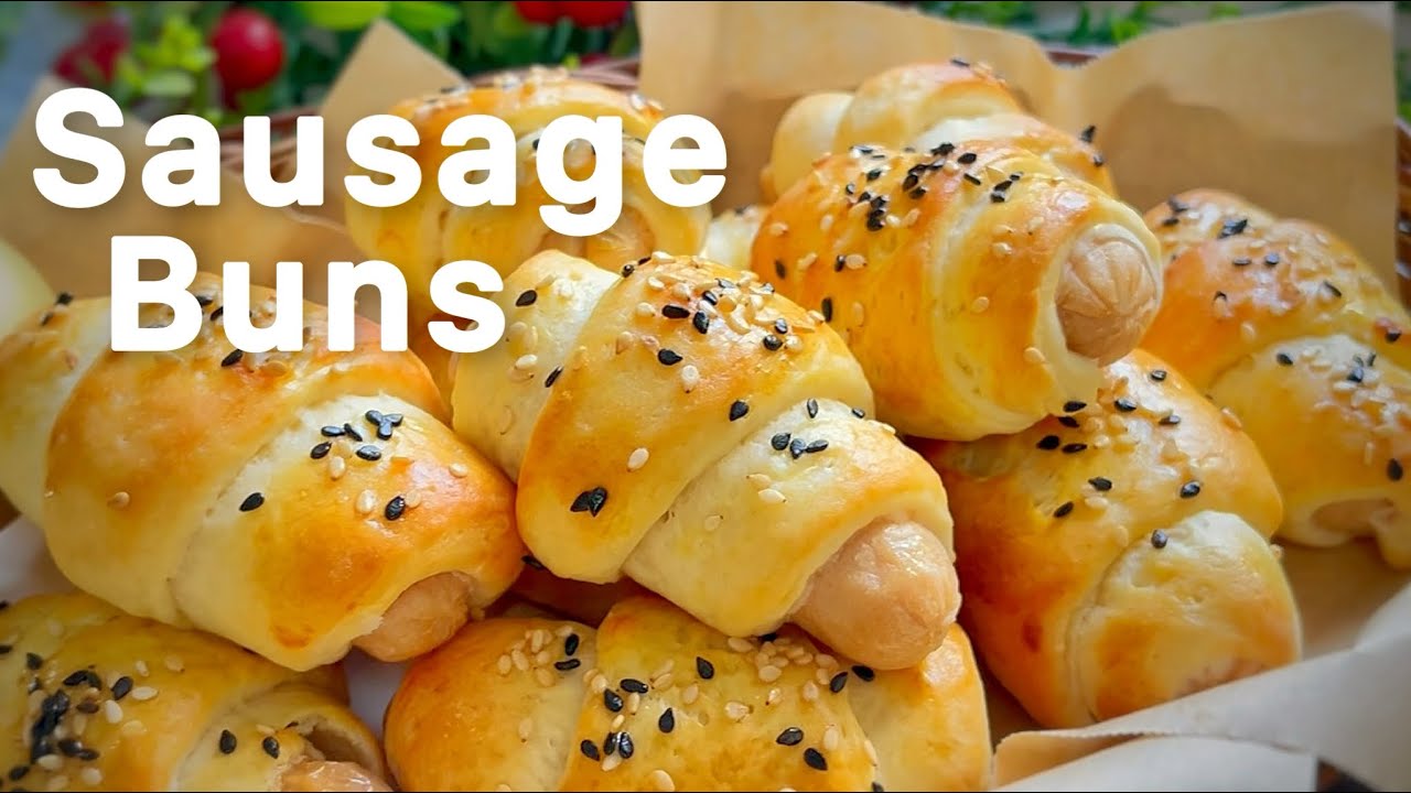 Easy Sausage Buns | Chicks-in-a-Blanket! Christmas Specials