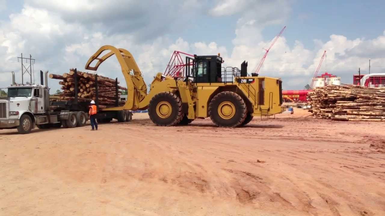 Cat 990 log unloading