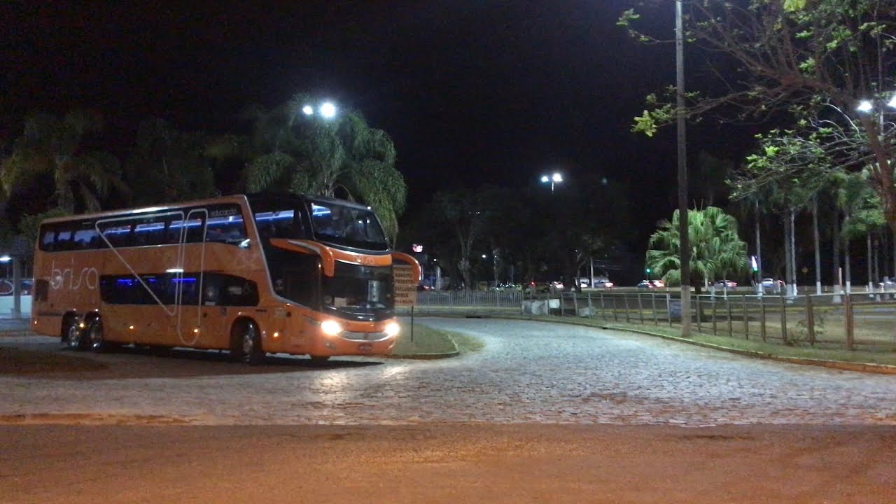 MOVIMENTAÇÃO DE ÔNIBUS NA RODOVIÁRIA DE JUÍZ DE FORA-MG, um show de ônibus bonitos é diferentes