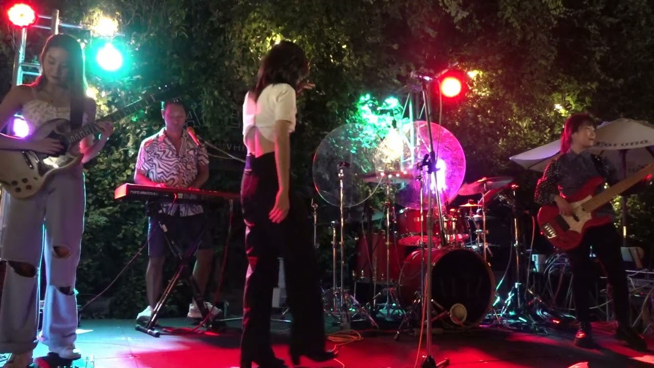 MOVE LIVE ALIZ LADY FLIRT @Lalala workpoint 27/07/2023  (2)