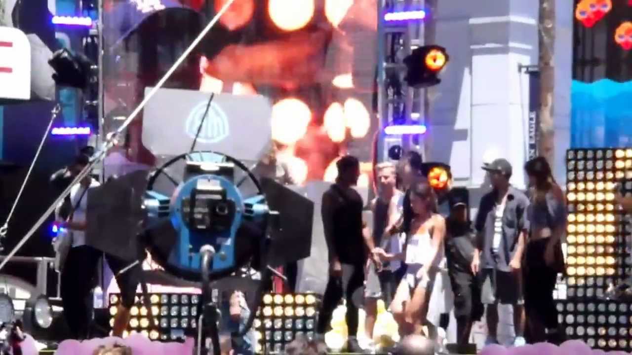 Katy Perry- California Gurls Live Rehearsal