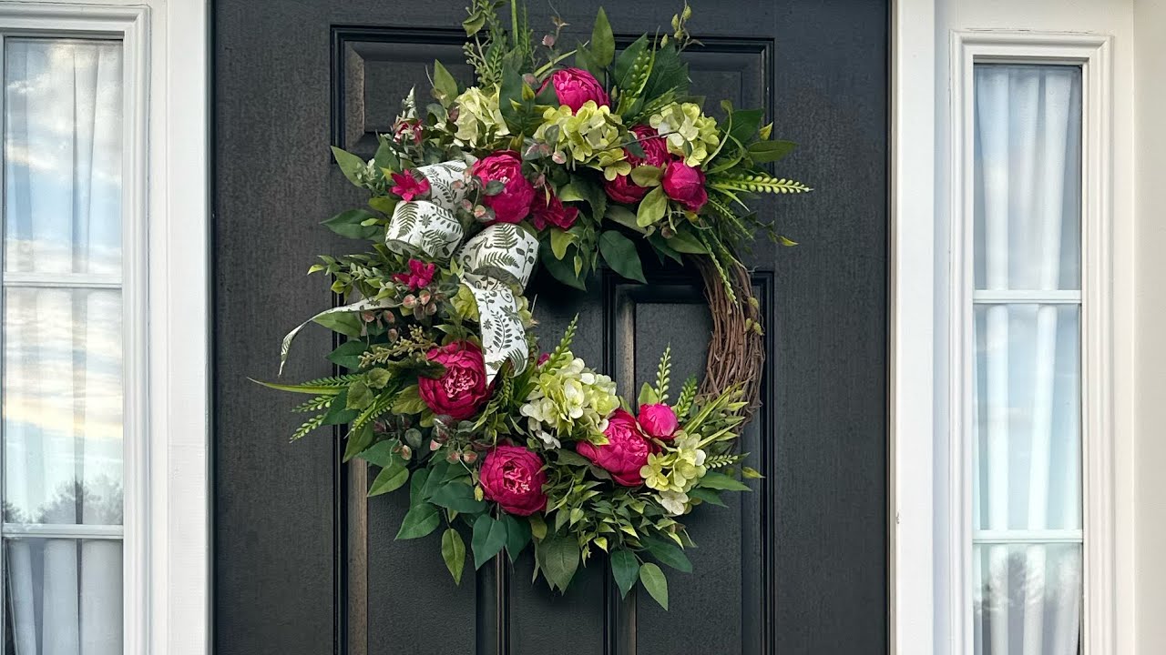 Here’s a great tip for taking smooshed florals, and making them look new again! #springwreath