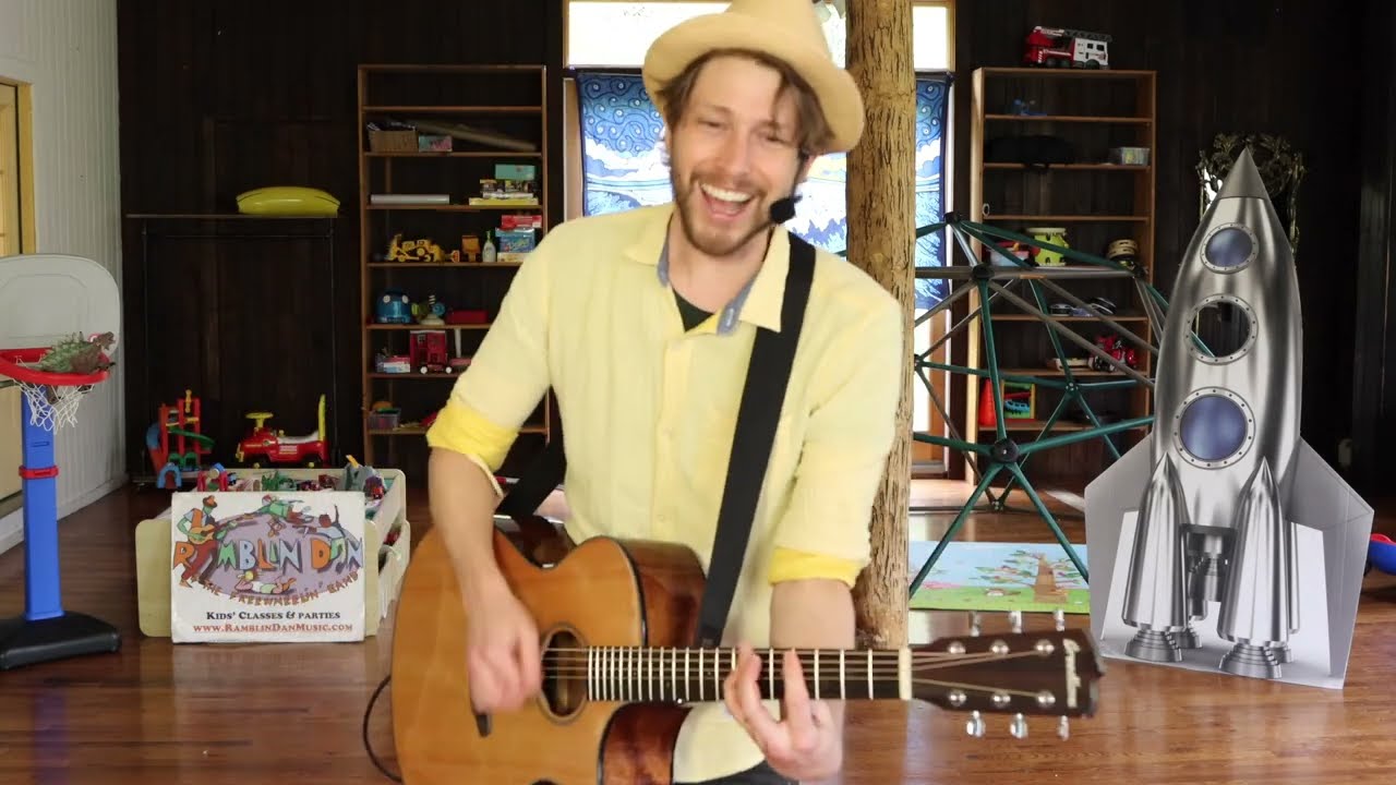 Old Macdonald Had a Farm - Ramblin' Dan
