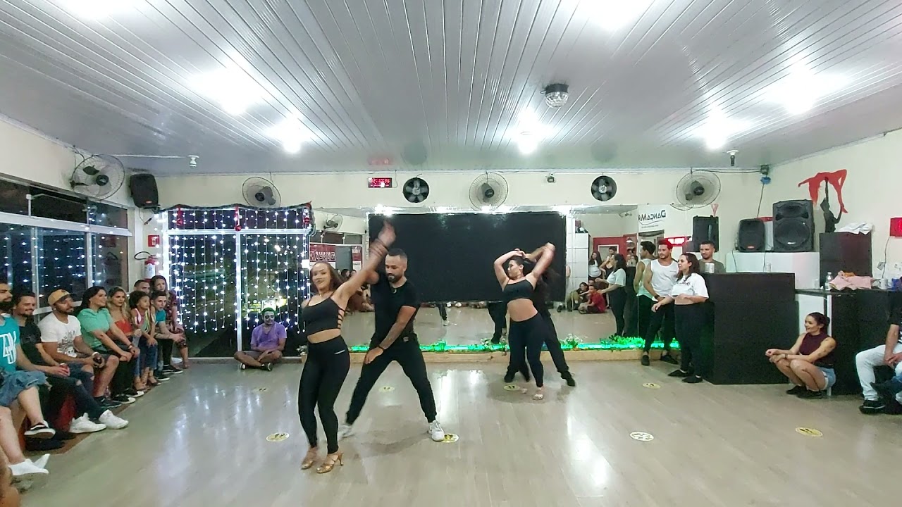 8&deg; Anivers&aacute;rio do Studio Dan&ccedil;a Mix | Sertanejo Universitario - Alunos Prof.  Emerson Alves Chef&atilde;o