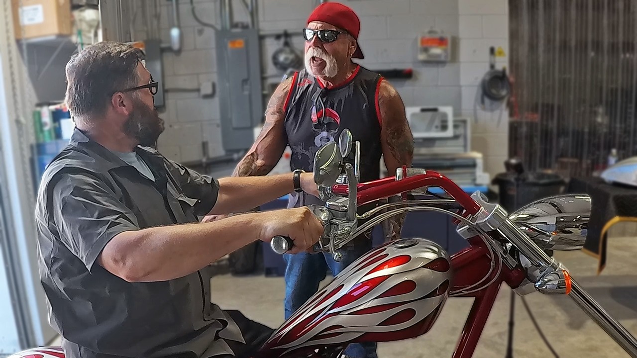 I Met Paul Sr! Can We Get This Display Bike Running?