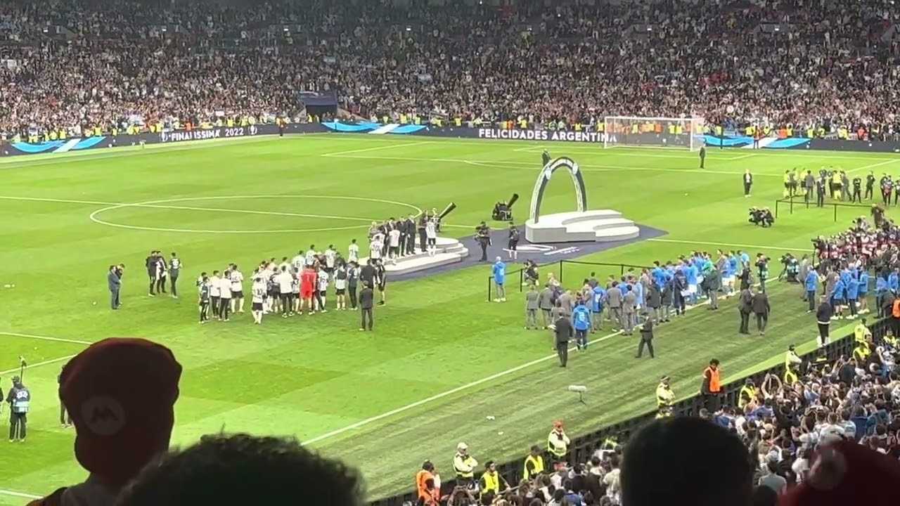 Italia-Argentina Finalissima 2022 Wembley Stadium Trophy