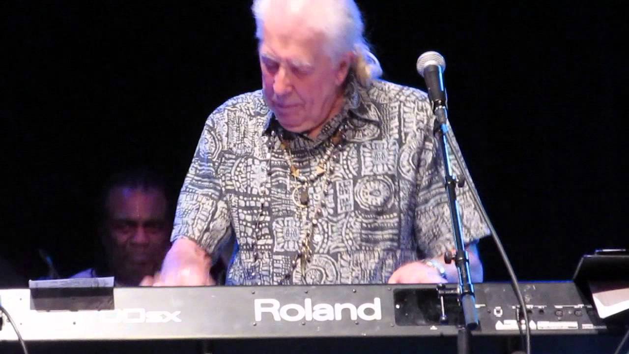 John Mayall - A Hard Road