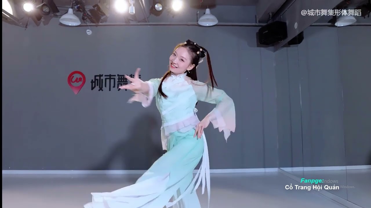 Bổn Tiểu Thư | 本小姐 | - Bài Múa Mẫu Cực Hay ! - Fanpage: Cổ Trang Hội Quán