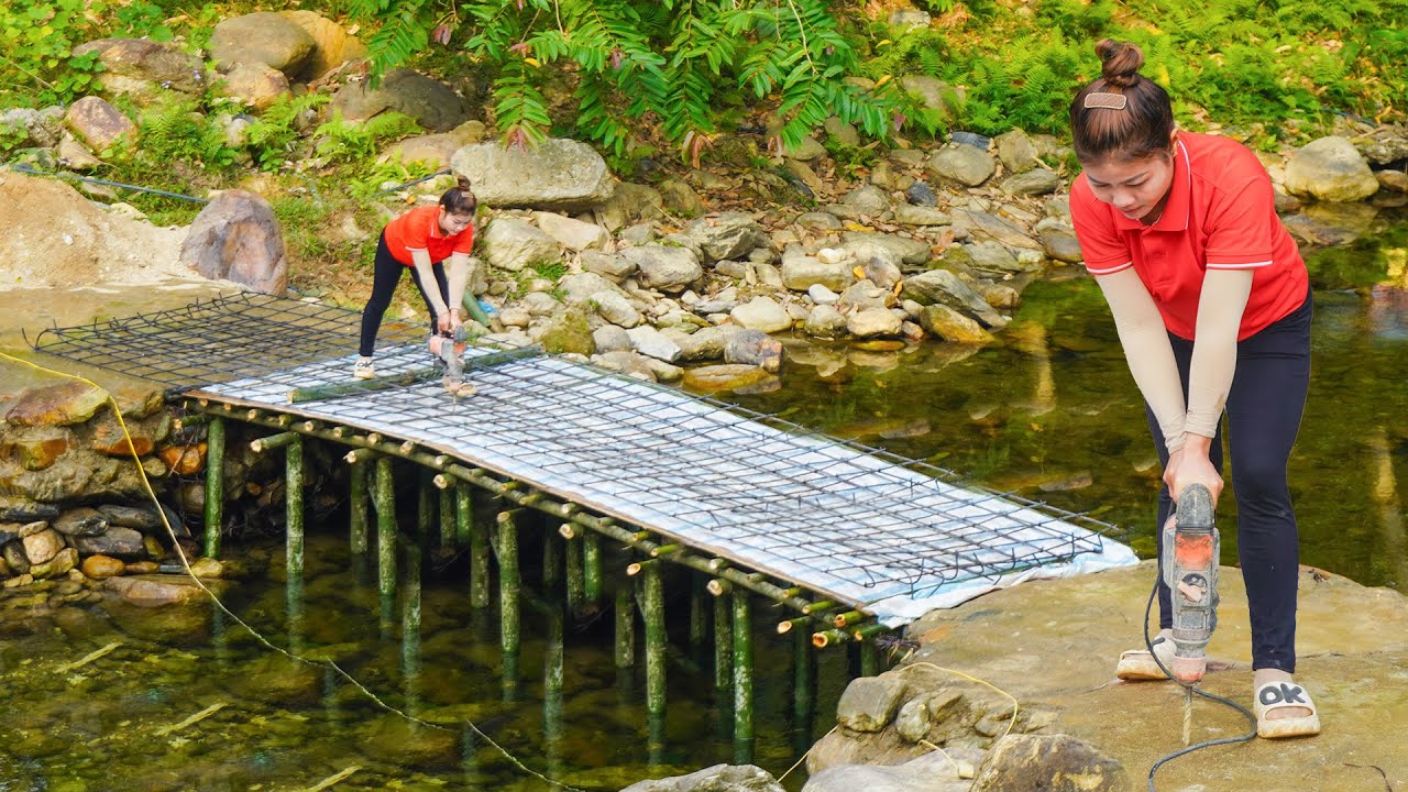 Building a Concrete Bridge To Replace Damaged Bamboo Bridge - Assembling Formwork And Weaving Iron