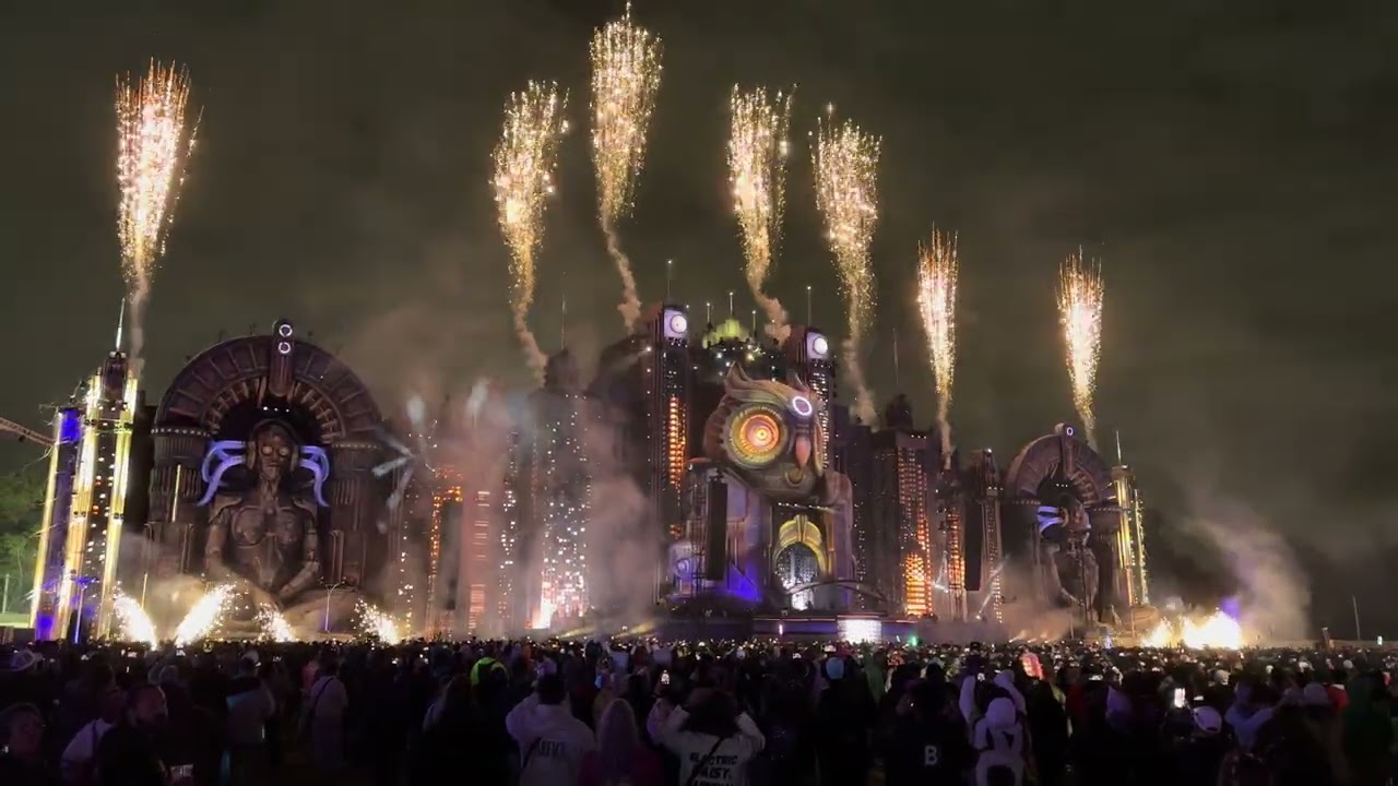 Cierre EDC 2026 ANYMA escenario principal