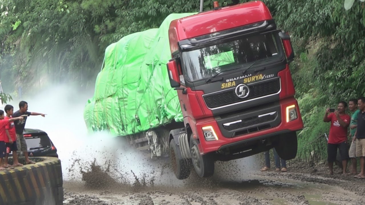 HEBOH‼️Kekuatan Truk Teruji, Perdana SHACMAN Truk Terbaru Siba Surya Libas Tanjakan Sitinjau Lauik