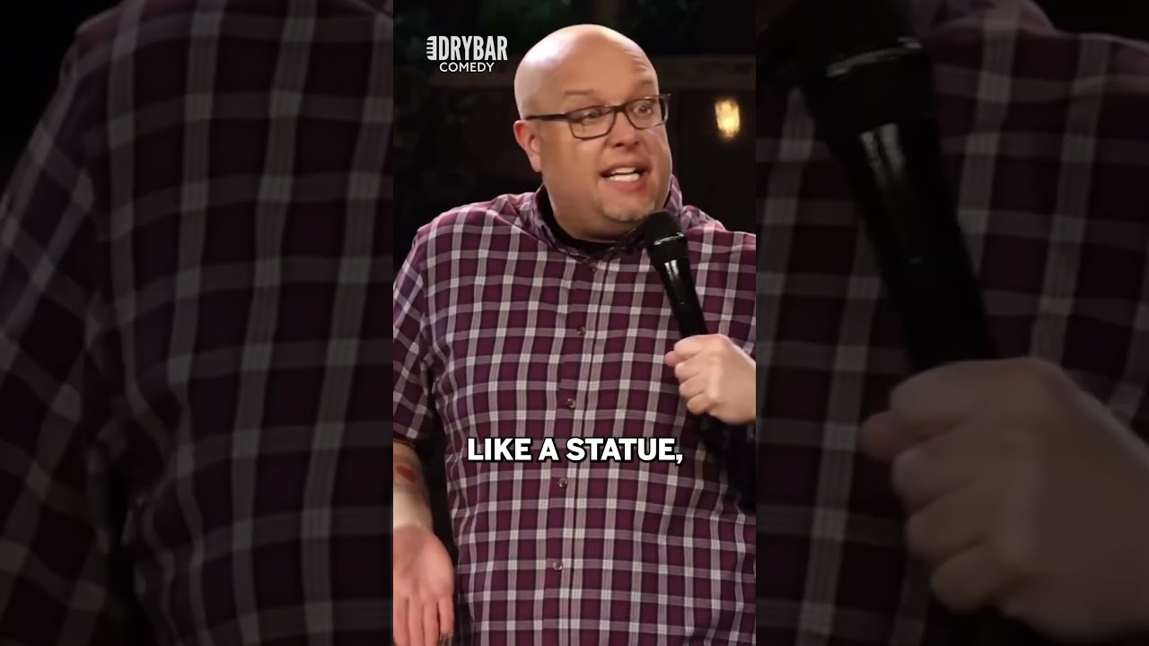Having abs is for dummies&hellip; #dannyjohnson #standupcomedy #bodypositivity #fitness