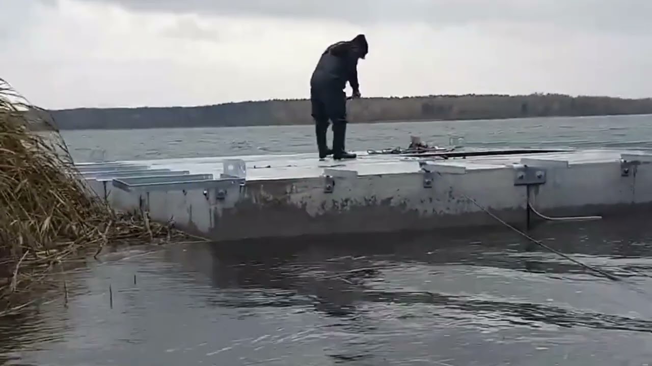 Pomosty pływające - Montaż