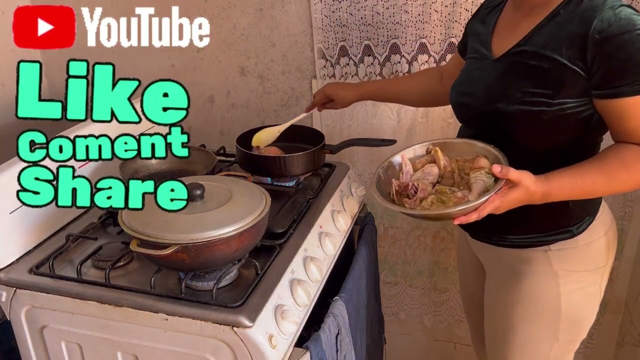 Tutorial; El Plato de hoy es arroz blanco, habichuelas rojas guisadas, pollo guisado y aguacate, .