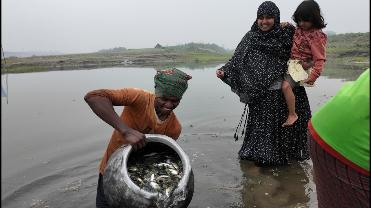 এই শীতে সবাই মিলে নদীতে গোসল করলাম | Doyel Agro