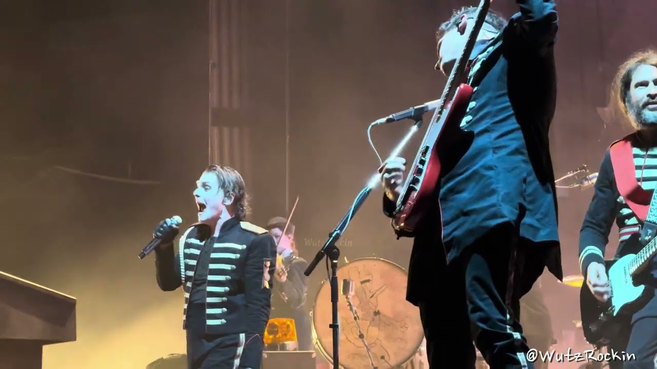 My Chemical Romance- I Don't Love You- TEXAS 2025  (Live/4K)  8/2/2025
