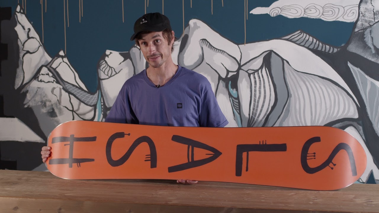 Slash Straight 10YRS 2022 Snowboard