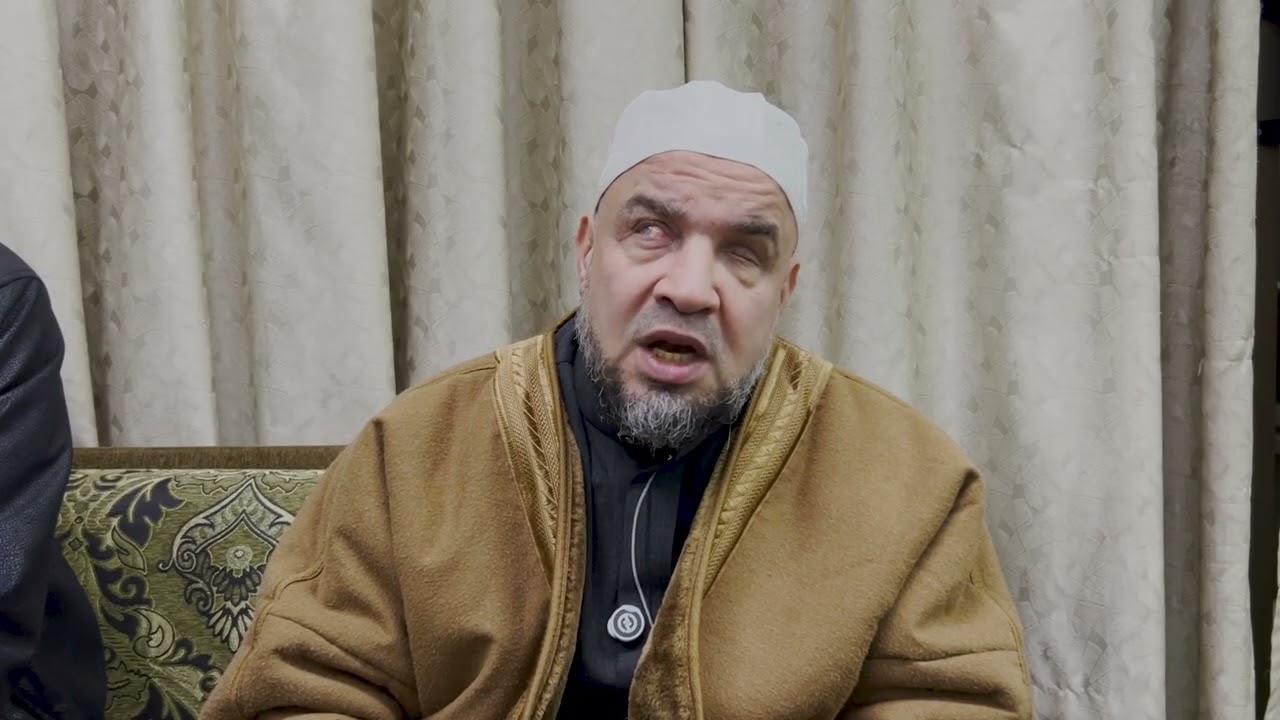 33 جواب ابن تيمية من سأله عمن ولي أمرا من أمور المسلمين فهل يجوز له منع الناس