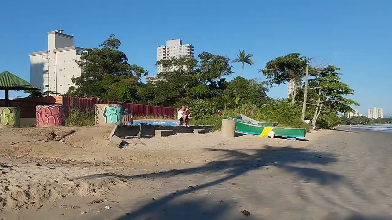 Bom dia,fui fazer caminhada, na praia 🏖️ pertinho da minha casa 🏠🤩