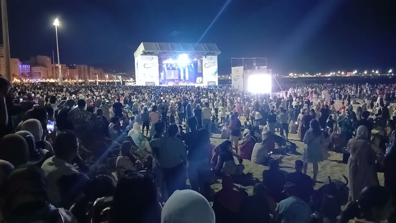 مهرجان شوطئ تصالات المغرب بطنجة