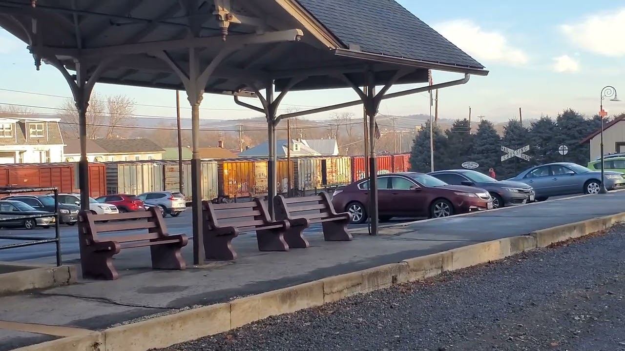 JVRR #2106 leads a local train into Lewistown, PA (12/29/2023)